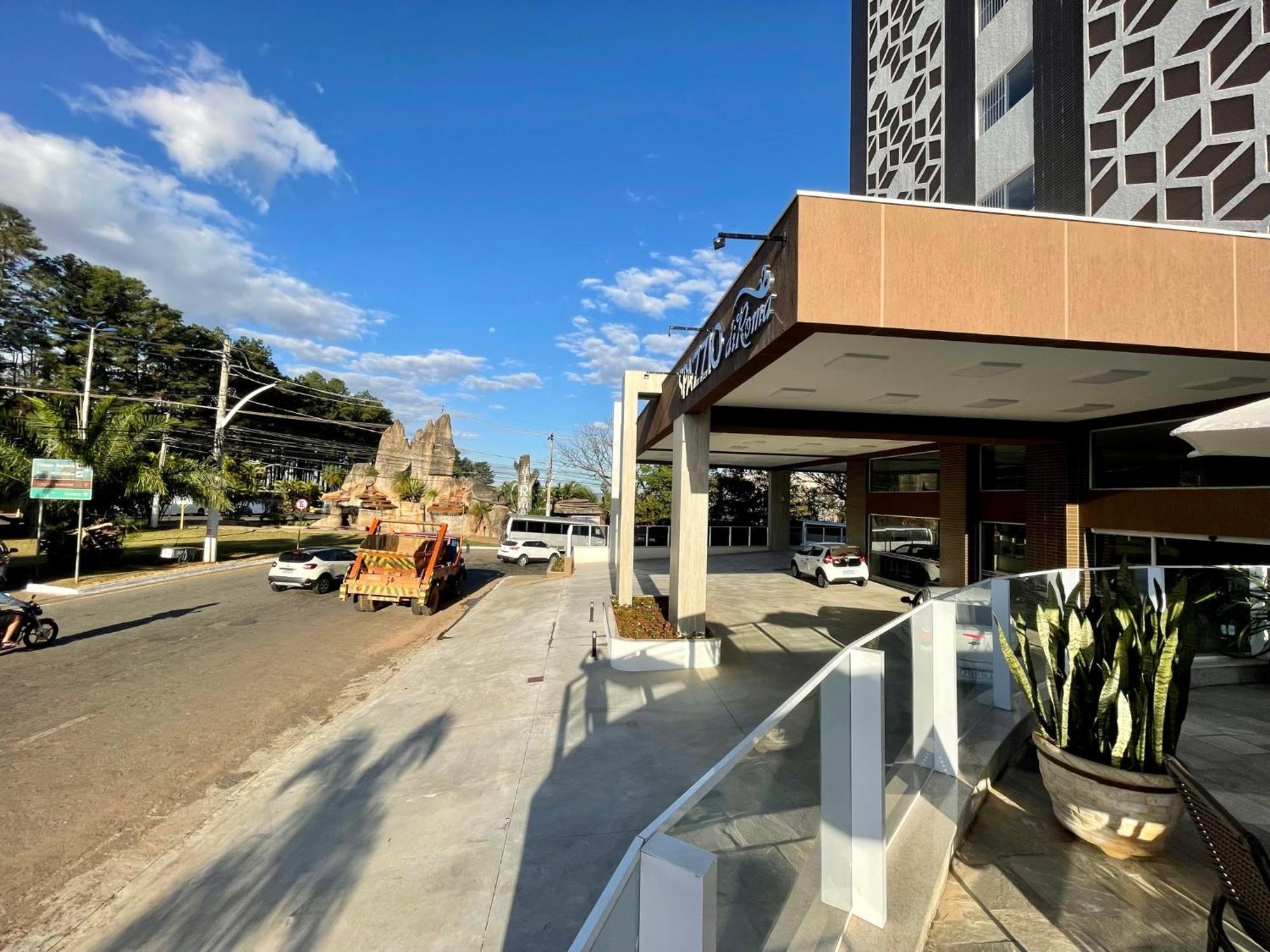 Spazzio Diroma Com Acesso Ao Acqua Park, Splash E Slide Caldas Novas Exterior foto